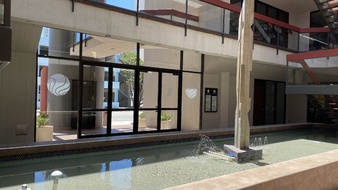 Enlarge photo 19