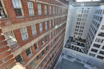 Enlarge photo 46