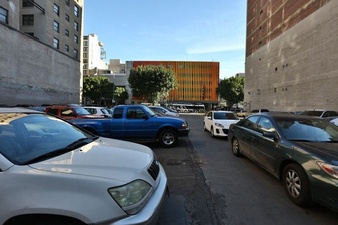 Enlarge photo 65