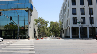 Enlarge photo 12