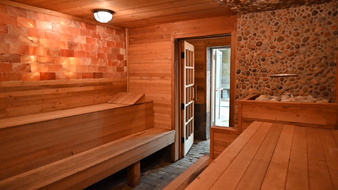 Enlarge photo 38