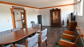 Enlarge photo 64
