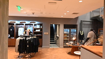 Enlarge photo 38