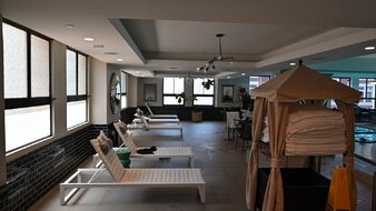 Enlarge photo 15