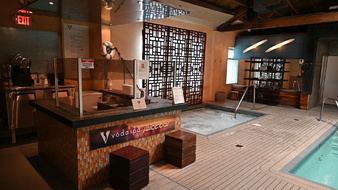 Enlarge photo 16