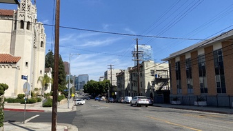 Enlarge photo 18