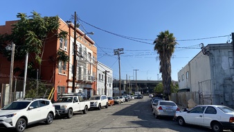 Enlarge photo 19