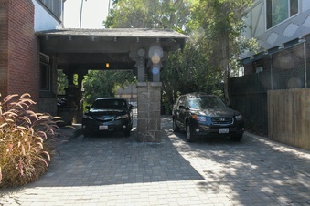 Enlarge photo 38