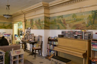 Enlarge photo 27