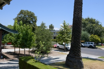 Enlarge photo 21