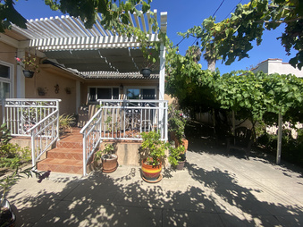 Enlarge photo 27