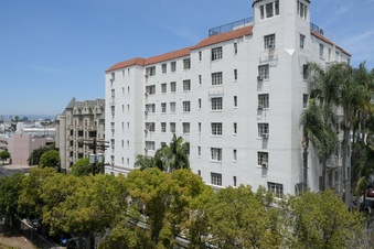 Enlarge photo 30