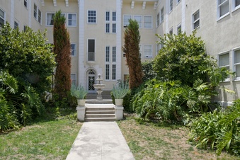 Enlarge photo 25