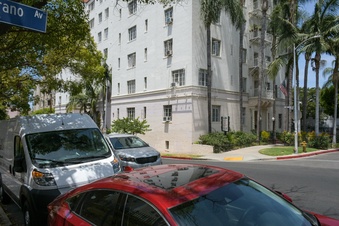 Enlarge photo 34