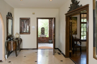 Enlarge photo 2