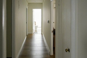 Enlarge photo 33