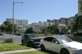 Enlarge photo 38