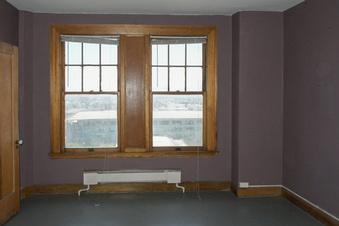 Enlarge photo 33