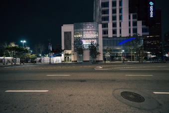 Enlarge photo 84