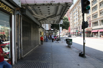Enlarge photo 17