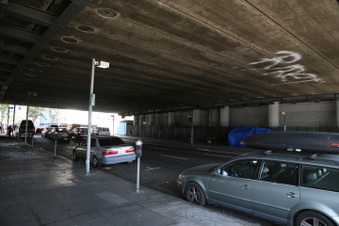 Enlarge photo 15