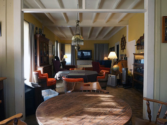 Enlarge photo 16