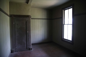 Enlarge photo 41