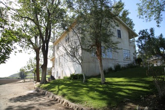 Enlarge photo 129