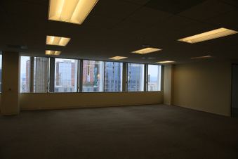 Enlarge photo 33