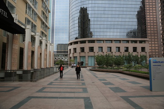 Enlarge photo 53