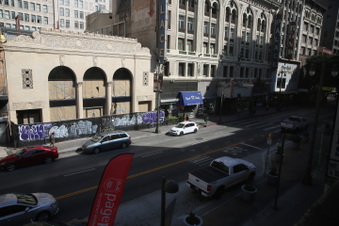 Enlarge photo 11