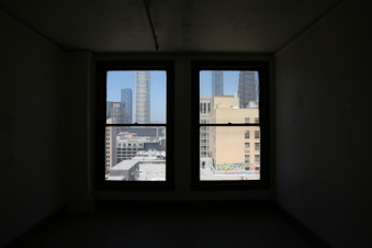 Enlarge photo 44
