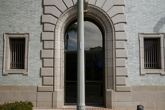 Enlarge photo 77