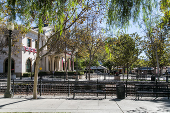 Enlarge photo 118