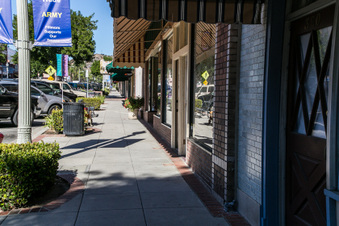 Enlarge photo 133