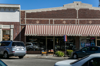 Enlarge photo 182