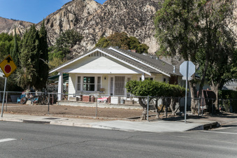 Enlarge photo 71