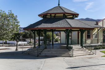 Enlarge photo 103