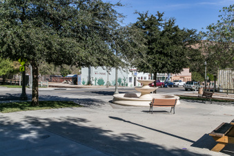 Enlarge photo 105