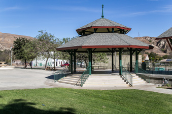 Enlarge photo 109