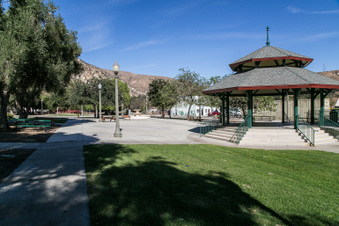 Enlarge photo 110
