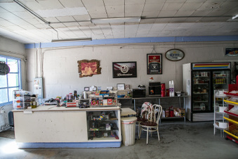 Enlarge photo 126