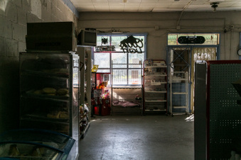 Enlarge photo 127