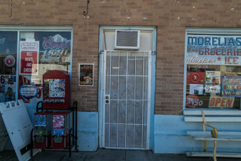 Enlarge photo 143
