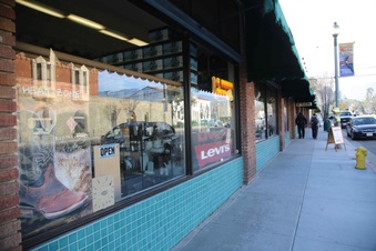 Enlarge photo 37