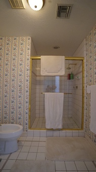 Enlarge photo 38
