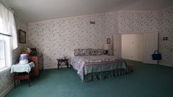 Enlarge photo 44