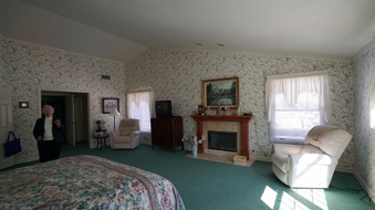 Enlarge photo 49