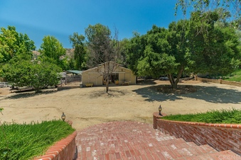 Enlarge photo 14