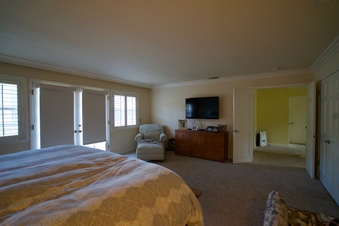 Enlarge photo 54